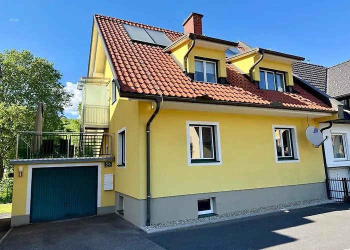 Haus Am Fluss Apartment